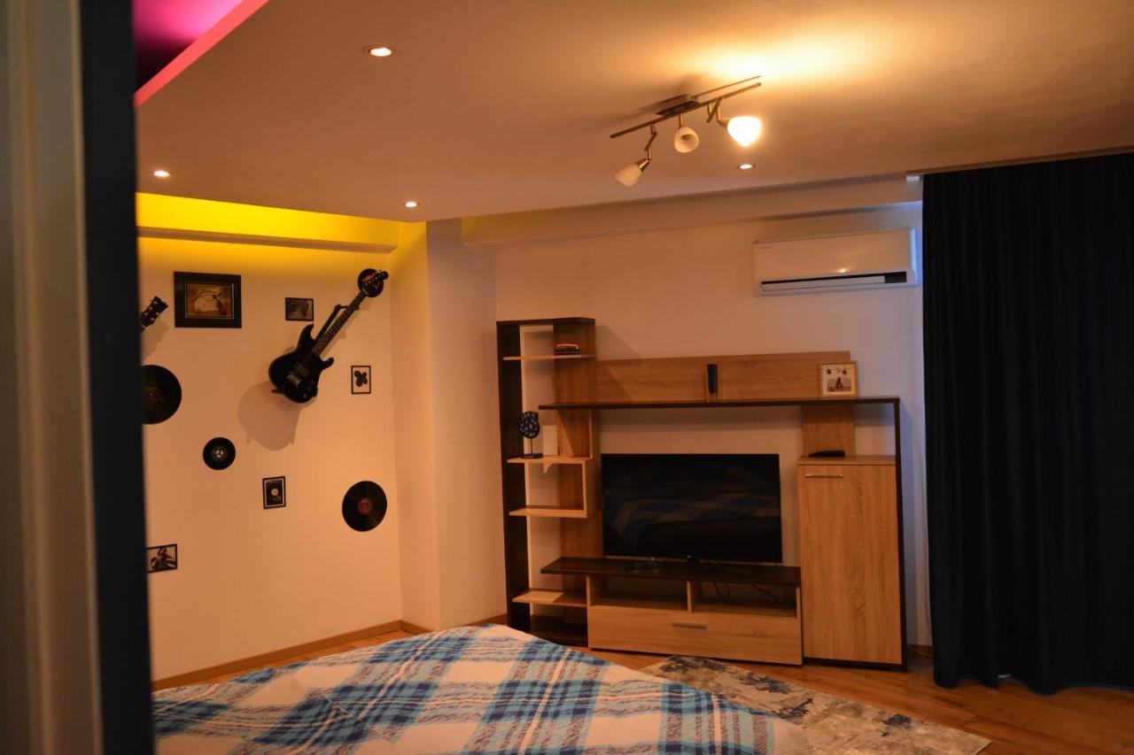 M@D Music Apartment Temesvár Kültér fotó